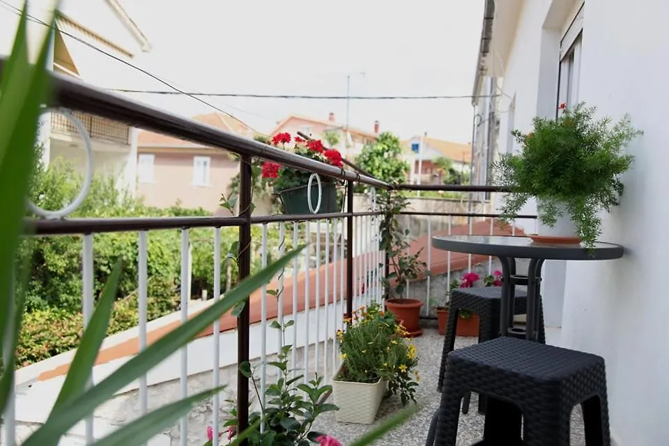 Apartment Apartman Mantenjin Trogir